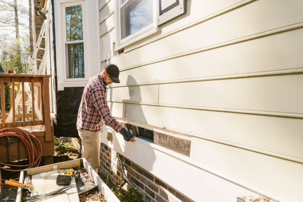 Trusted Emergency Siding Repair service in Bellmore, NY - Creative Siding